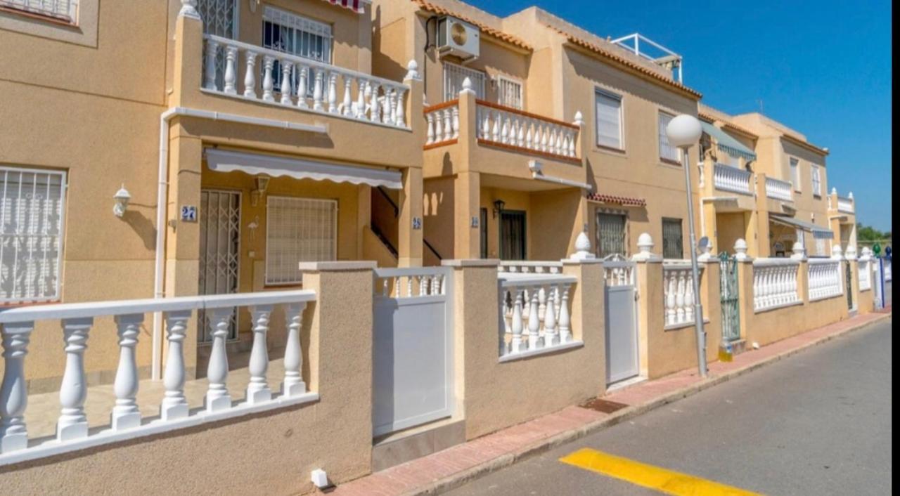 2 Bed Apartment In Paraje Natural Fase 1, Torrevieja Eksteriør bilde